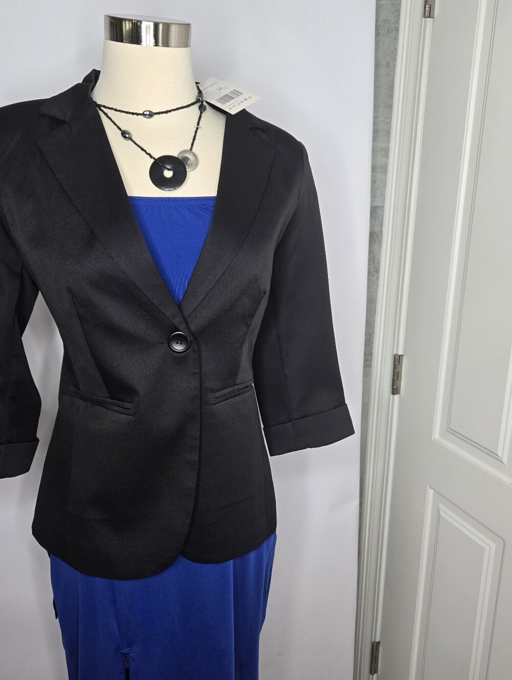 Black Women's Tailored Blazer - Great Multitasker Jacket
